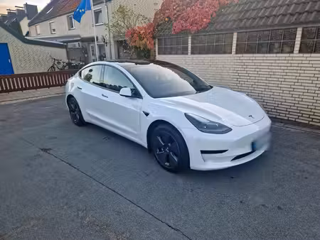 Tesla Model 3 Standard Plus 283