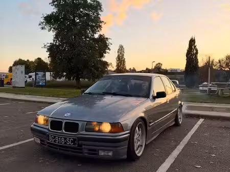 BMW Série 3 318TDS 1.7 90