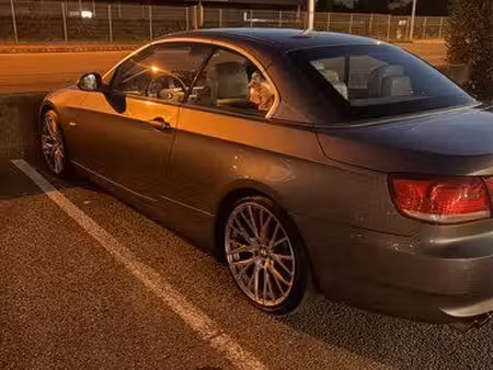 BMW Série 3 330d 3.0 231