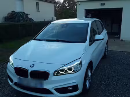 BMW Série 2 216d 1.5 116