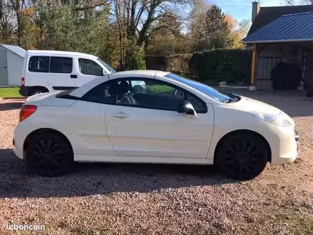Peugeot 207 CC 1.6 HDi 110