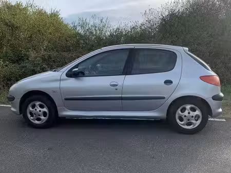 Peugeot 206 1.4 75