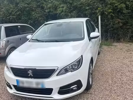 Peugeot 308 1.5 HDi 100
