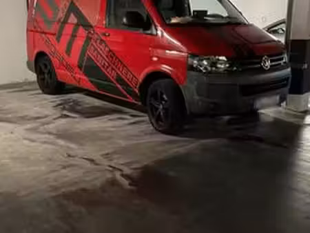 Volkswagen Transporter T5 2.0 TDI 102
