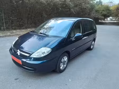 Citroën C8