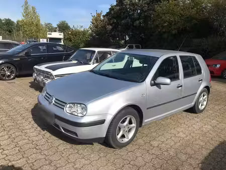 Volkswagen Golf 1.4 75