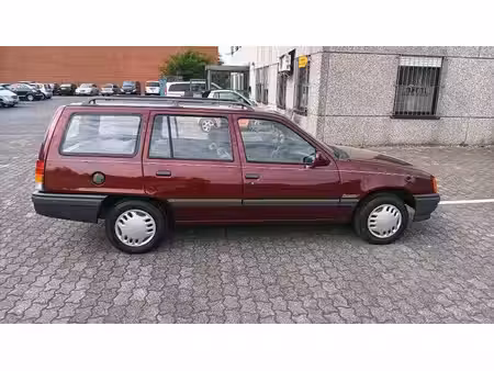 Opel Kadett Expression