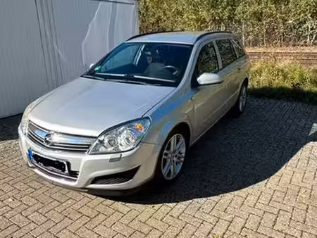 Opel Astra 1.7 CDTI 110
