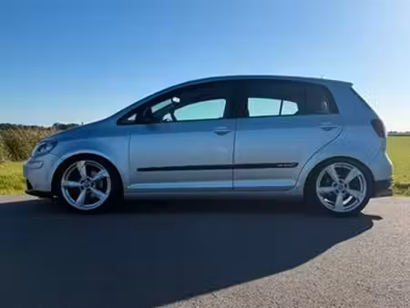 Volkswagen Golf 1.9 TDI 105