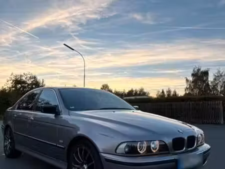 BMW Série 5 520i 2.0 150