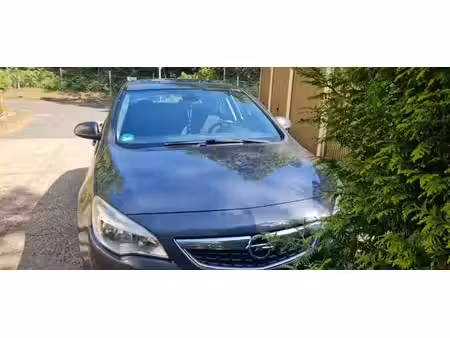 Opel Astra 1.6 115 Cosmo
