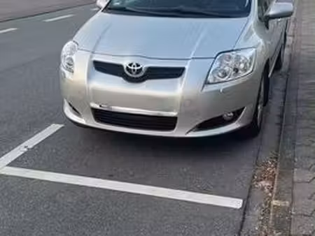 Toyota Auris 1.6 124