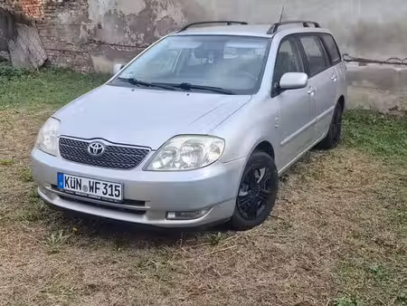 Toyota Corolla 1.6 110 Linea Sol