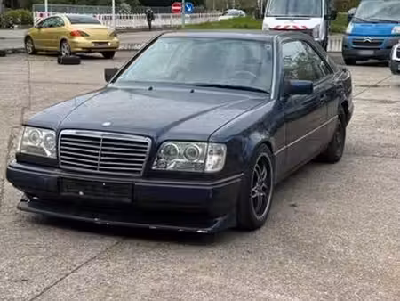 Mercedes-Benz Classe E 200 E