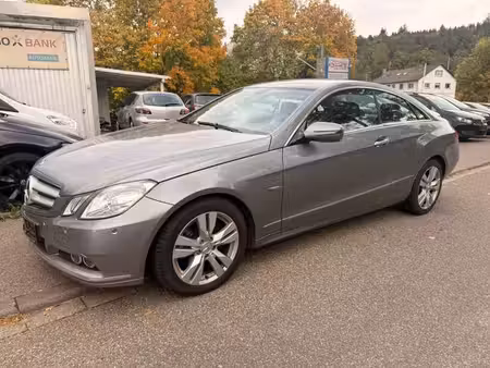 Mercedes-Benz Classe E E 250 2.1 150