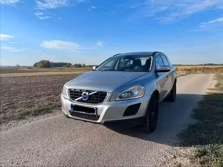 Volvo XC60 D5 2.4 205 Momentum 4x4