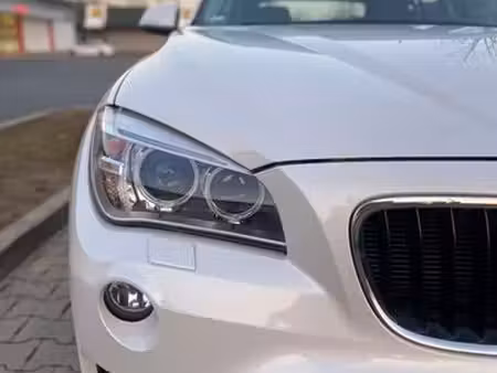 BMW X1 18d 2.0 143 sDrive