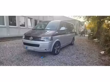 Volkswagen Transporter T5 2.0 TDI