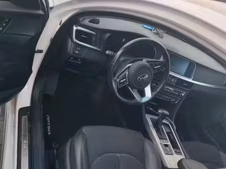Kia Optima 2.0 GDi 205