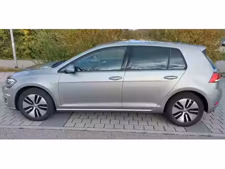 Volkswagen Golf 136