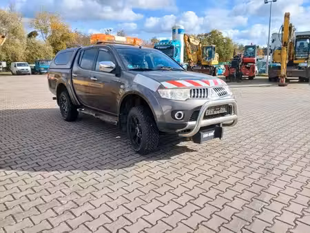Mitsubishi L200 2.5 178