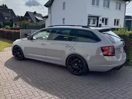 Škoda Octavia RS 2.0 245