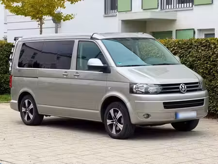 Volkswagen Transporter T5 California 2.0 TDI