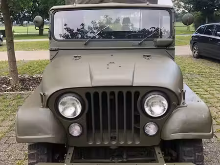 Jeep CJ6 