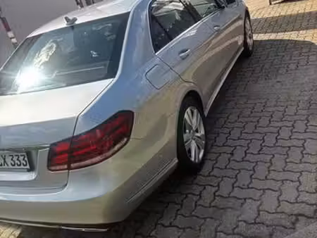 Mercedes-Benz Classe E E 350 V6 3.0 265
