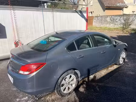 Opel Insignia 2.0 CDTI 130