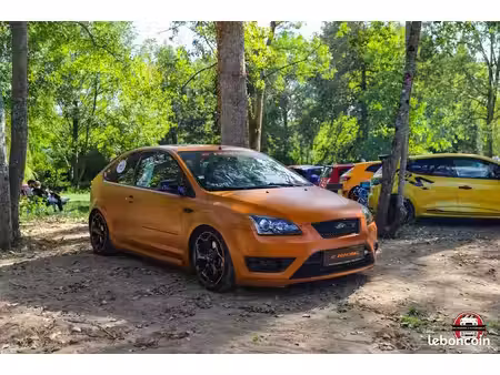 Ford Focus ST 2.5 225