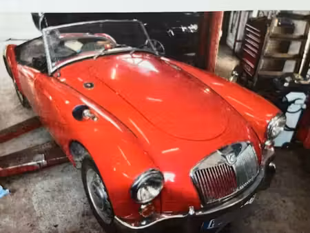 MG MGA