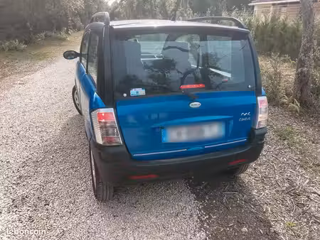 Microcar MC2