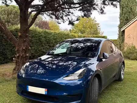 Tesla Model Y Grande Autonomie 275