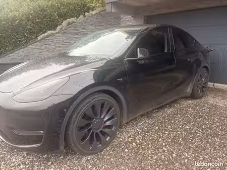 Tesla Model Y Performance 4x4