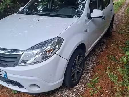 Dacia Sandero 75