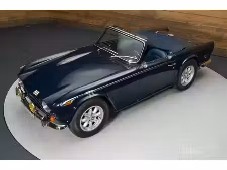 Triumph TR250 