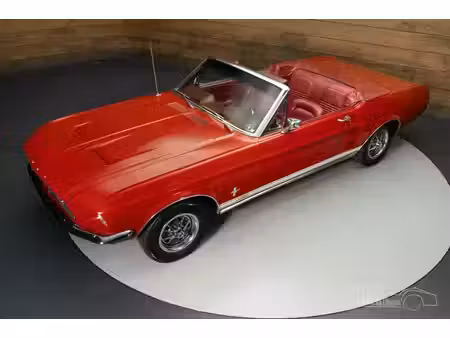 Ford Mustang 