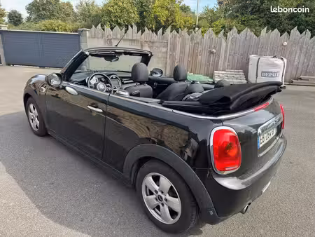 Mini Cabrio 1.5 116