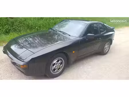 Porsche 944 S
