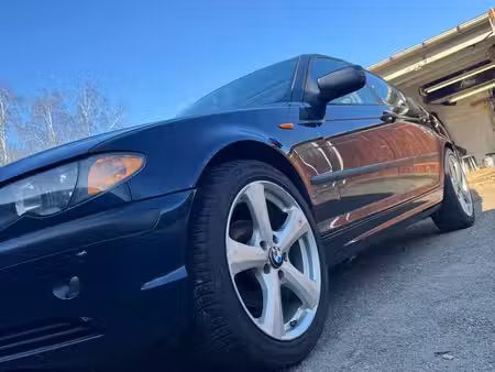 BMW Série 3 318i 105