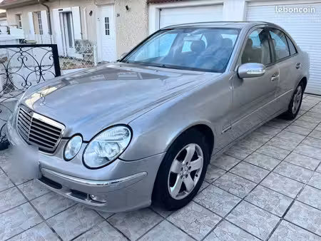 Mercedes-Benz Classe E E 320 Avantgarde