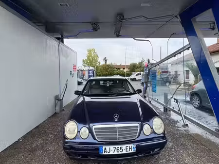 Mercedes-Benz Classe E E 220 2.1 143