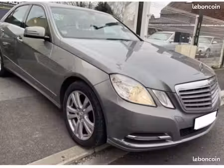 Mercedes-Benz Classe E E 300 V6 3.0 CDI 231