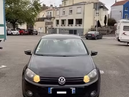 Volkswagen Golf 1.6 TDI 105