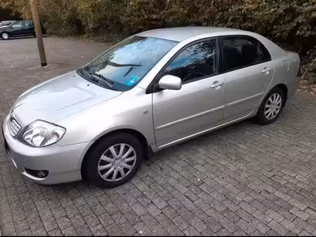 Toyota Corolla 1.6 110