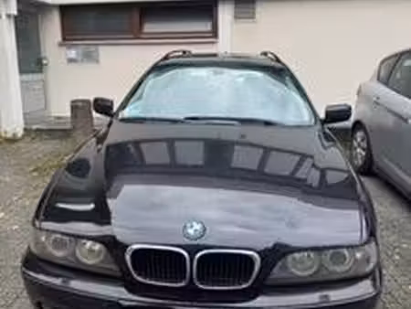 BMW Série 5 530d 3.0 197