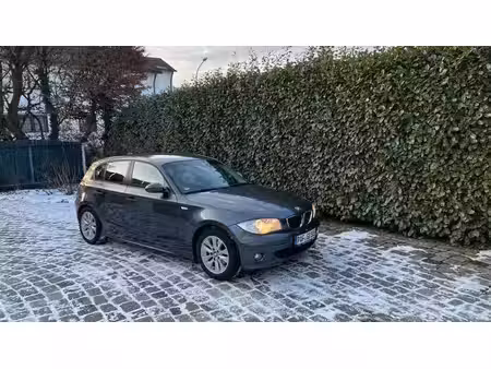 BMW Série 1 118i 2.0 143
