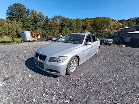 BMW Série 3 320i 2.0 150
