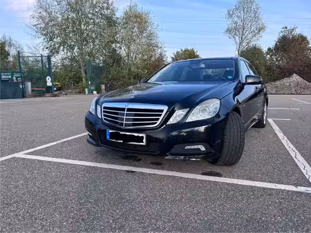 Mercedes-Benz Classe E E 350 E V6 3.0 CDI 170 Elegance 4Matic